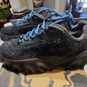 Oakley Factory Team Chop Saw X BRAIN DEAD MENS SIZE 10 HIKING BOOT SHOE SNEAKER